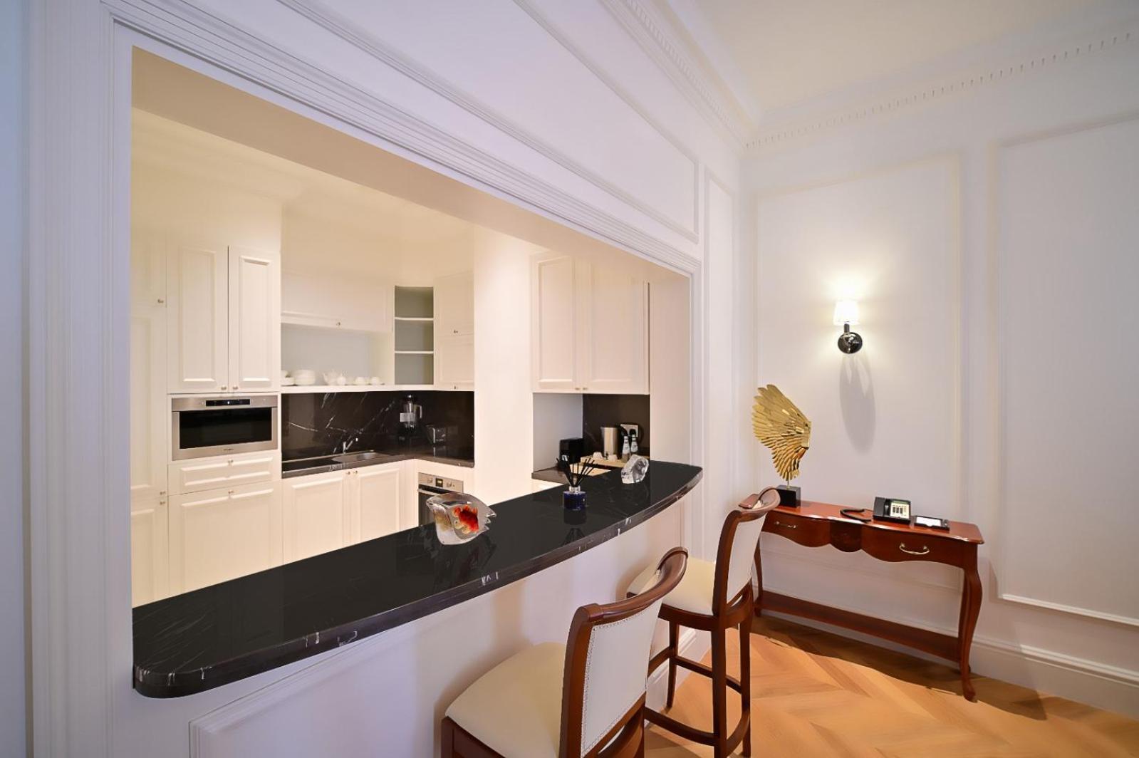 21 High Street Residence By The Torch Доха Екстериор снимка
