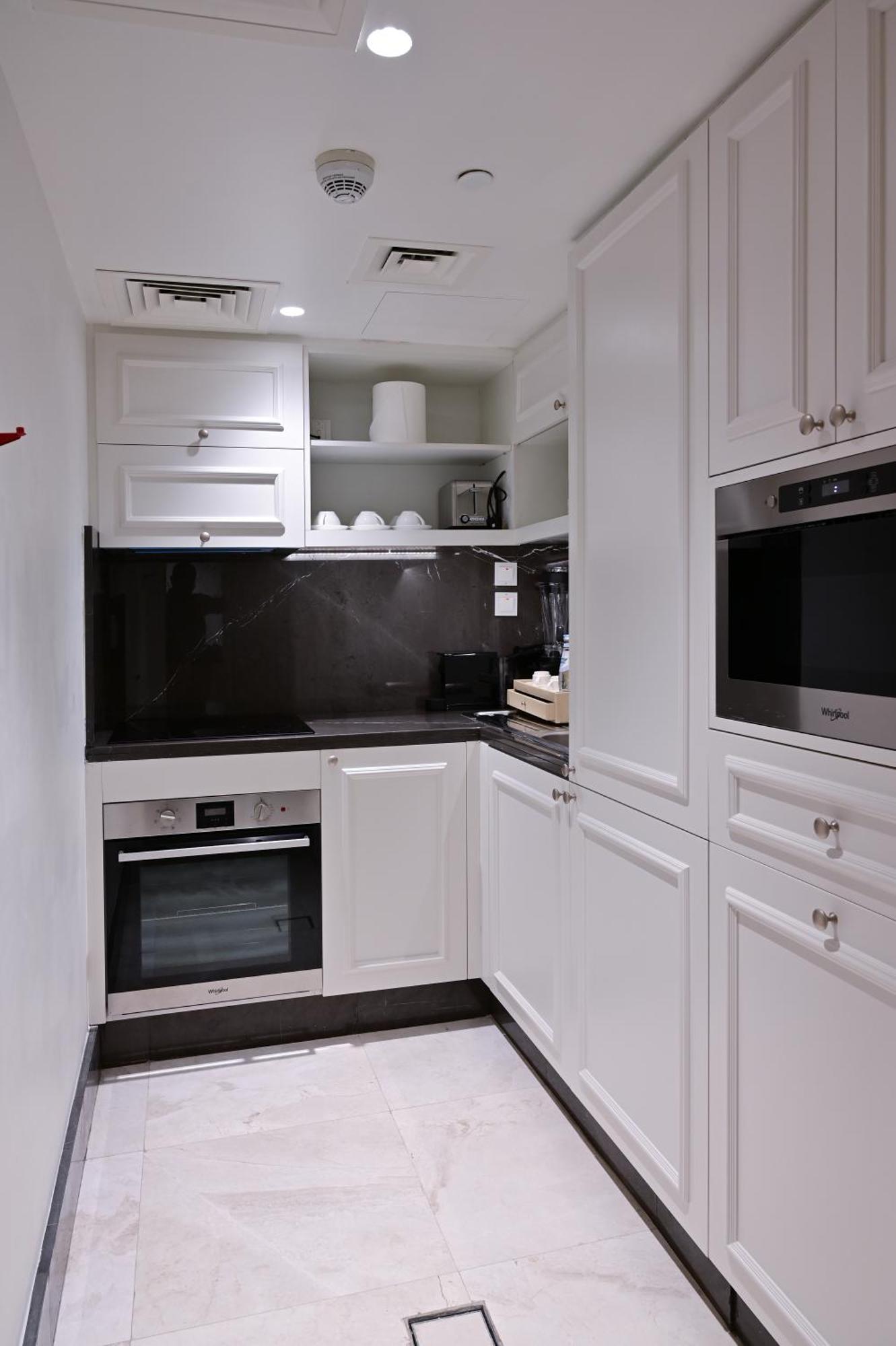 21 High Street Residence By The Torch Доха Екстериор снимка
